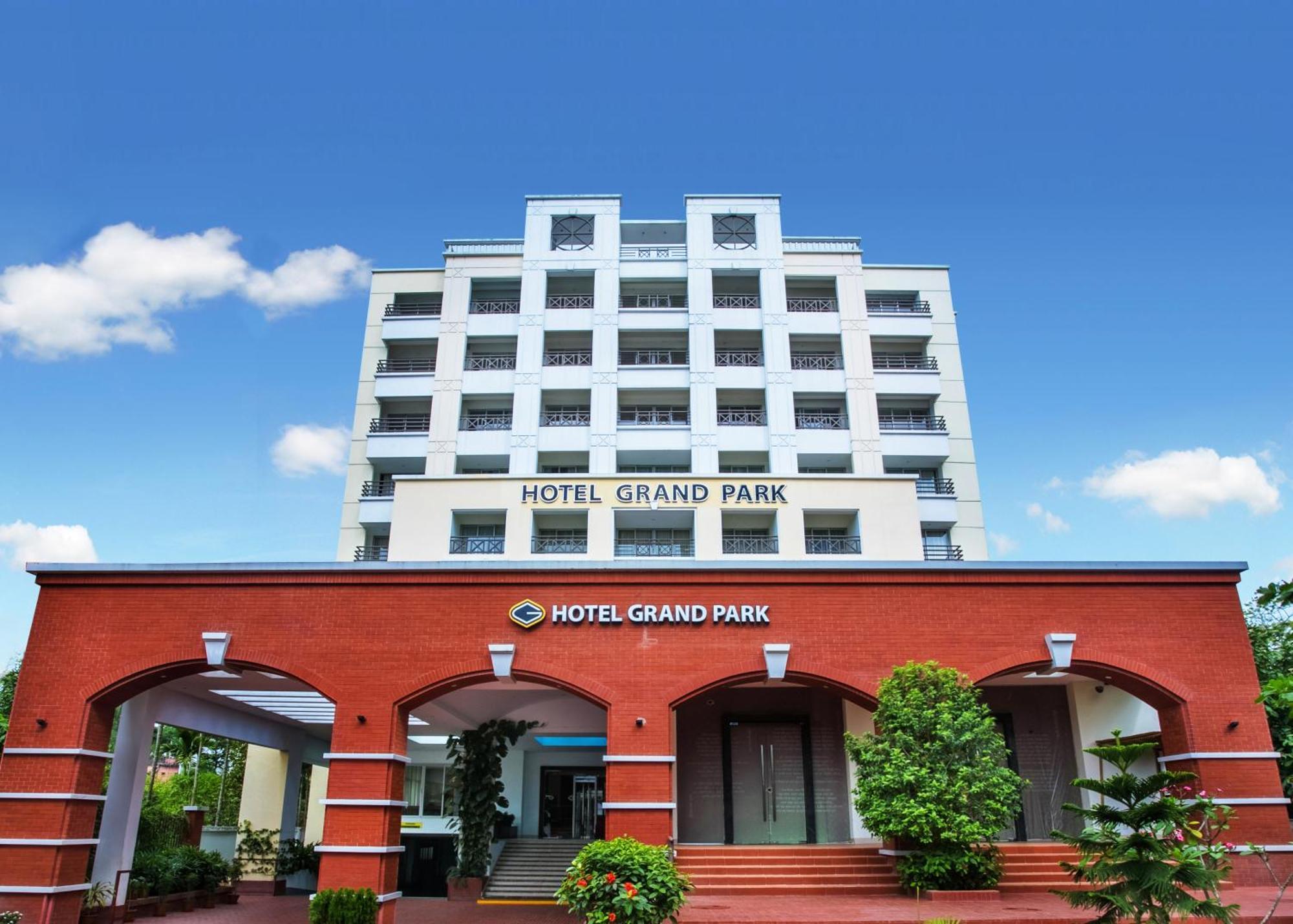 Hotel Grand Park Barishal Exteriér fotografie
